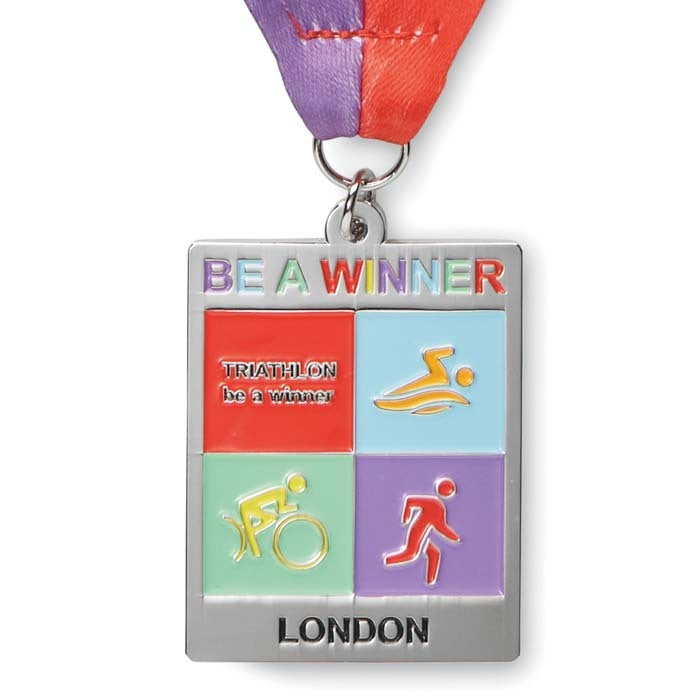 Vierzon | Médaille en fer avec motif en émail doux. Rubans cousus en V.