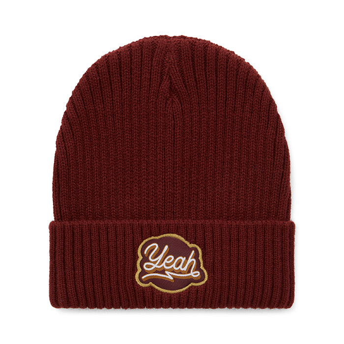 Vannes | Bonnet classique en acrylique côtelé.