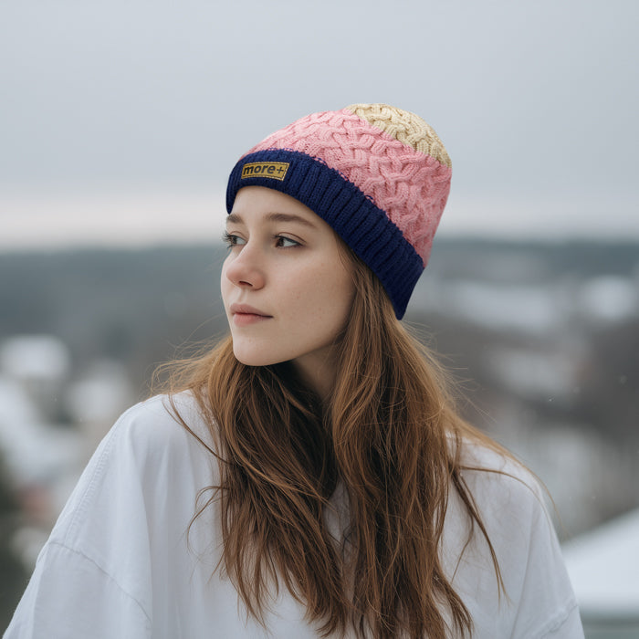Lorient | Bonnet torsadé avec doublure en polaire et bord côtelé.