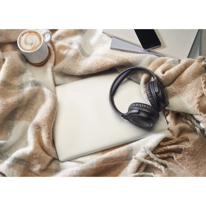 Francfort | Couverture en matériaux recyclés à frange